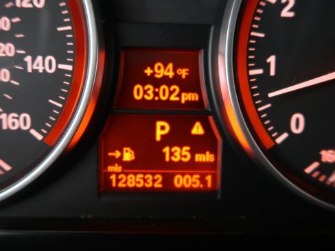 Used 2011 BMW 328i Convertible RWD image 18