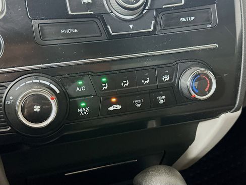 Used 2013 Honda Civic LX image 22