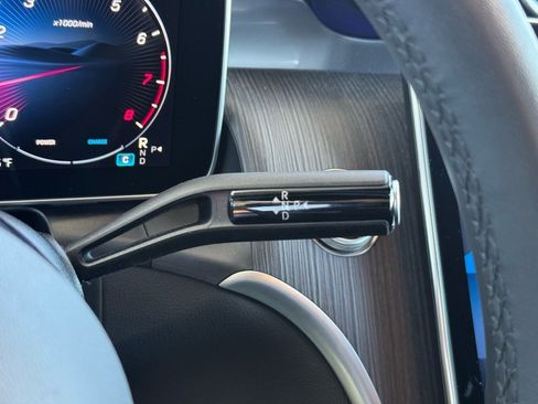 Certified 2025 Mercedes-Benz GLC 300 image 34