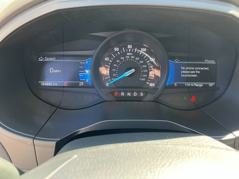Used 2024 Ford Edge SEL w/ Convenience Package AWD/4WD image 9