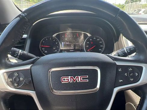 Used 2017 GMC Acadia SLE image 15