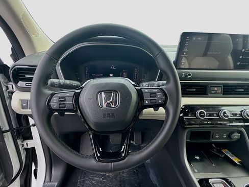 New 2026 Honda Pilot EX-L image 10