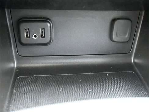 Used 2022 Chevrolet Colorado ZR2 image 14