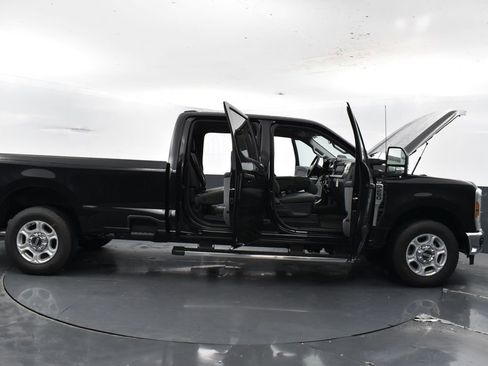 New 2026 Ford F250 XLT image 44