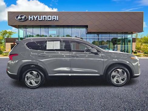 Used 2022 Hyundai Santa Fe SEL w/ Cargo Package FWD image 5