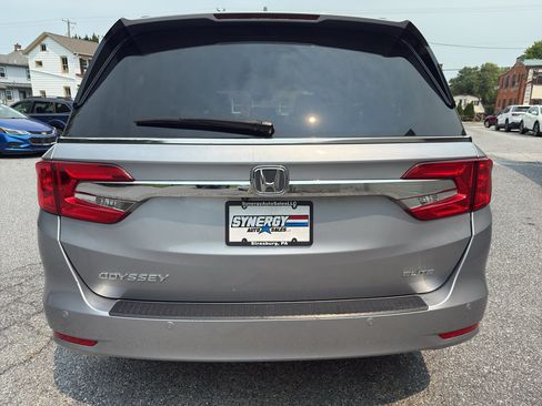 Used 2018 Honda Odyssey Elite image 4