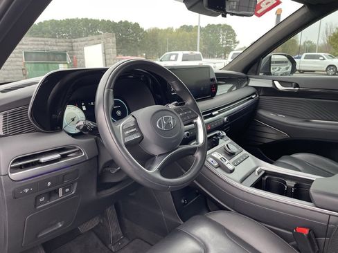 Used 2023 Hyundai Palisade Calligraphy image 10