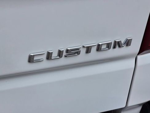 Used 2021 Chevrolet Silverado 1500 Custom Trail Boss AWD/4WD image 27