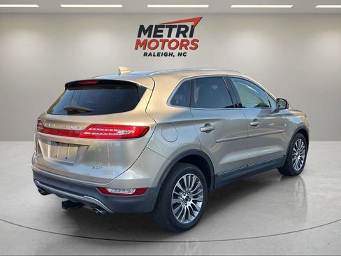 Used 2017 Lincoln MKC Reserve image 5