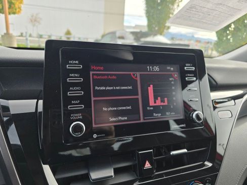 Used 2023 Toyota Camry LE image 33