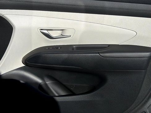 Certified 2025 Hyundai Tucson SEL image 23