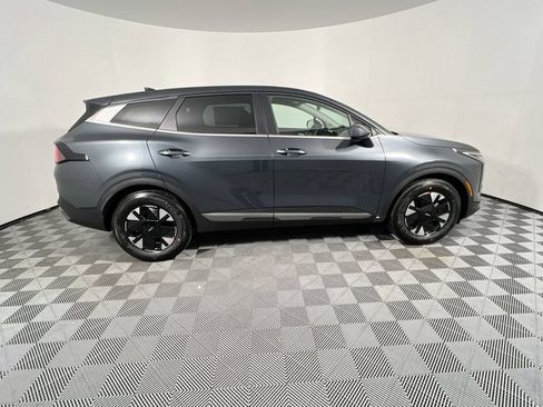 New 2026 Kia Sportage LX FWD image 2