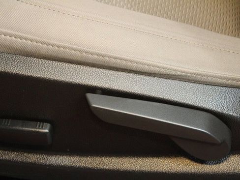 Used 2019 Chevrolet Colorado W/T w/ WT Convenience Package image 17