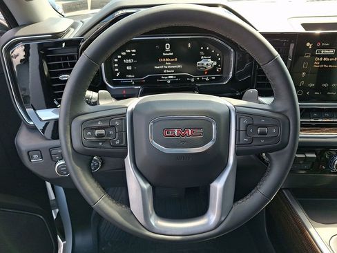 Used 2024 GMC Sierra 1500 Elevation w/ Elevation Premium Package AWD/4WD image 19