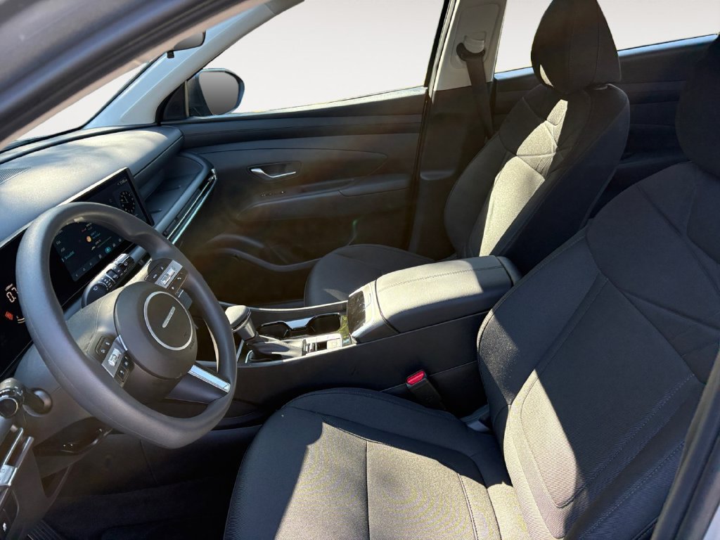 Used 2026 Hyundai Tucson SE AWD/4WD image 11