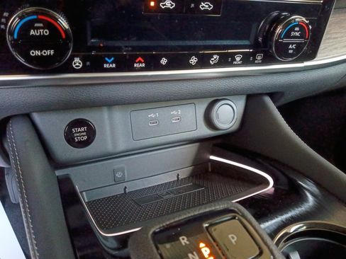 New 2026 Nissan Rogue Platinum w/ Platinum Premium Package AWD/4WD image 19