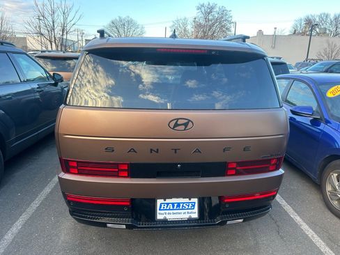Used 2025 Hyundai Santa Fe Calligraphy image 4
