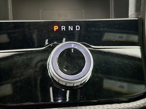 Used 2025 Jeep Grand Cherokee Altitude image 25