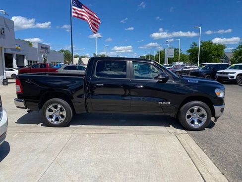 Used 2019 RAM 1500 Big Horn AWD/4WD image 2