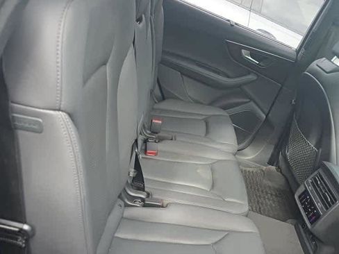 Used 2023 Audi Q7 3.0T Prestige w/ Prestige Package image 11