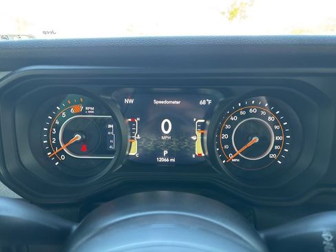 Used 2024 Jeep Wrangler Willys image 62