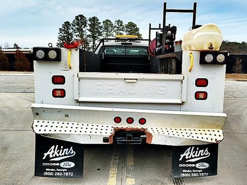 Used 2016 Ford F550 2WD Regular Cab Super Duty image 8