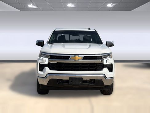 Used 2024 Chevrolet Silverado 1500 LT AWD/4WD image 6