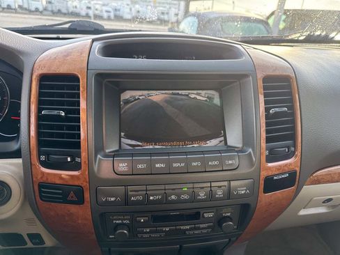 Used 2005 Lexus GX 470 image 24