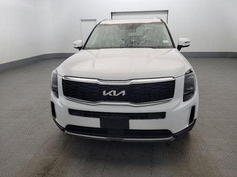 Used 2022 Kia Telluride S AWD/4WD image 15