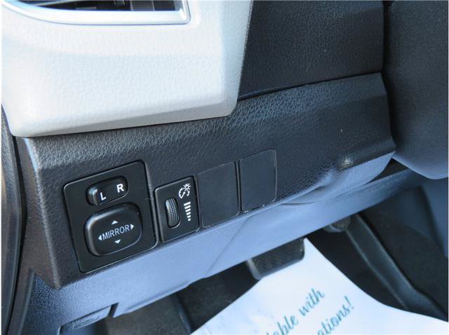 Used 2015 Toyota Corolla LE FWD image 9