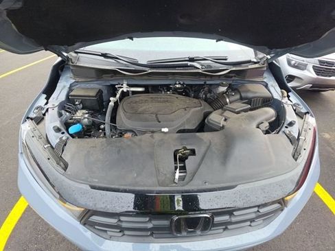 Used 2025 Honda Odyssey Sport-L image 12