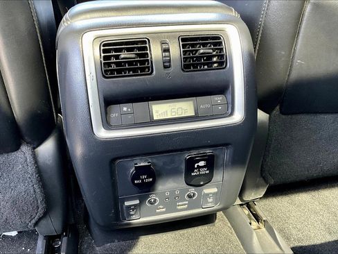 Used 2017 INFINITI QX60 Luxe w/ Deluxe Technology Package image 24