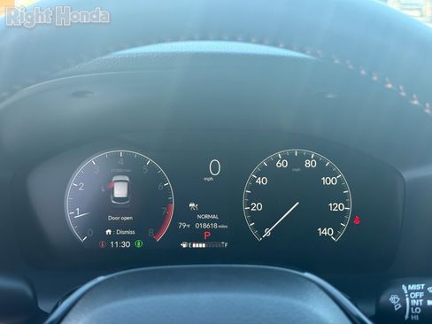 Certified 2025 Honda HR-V Sport image 19