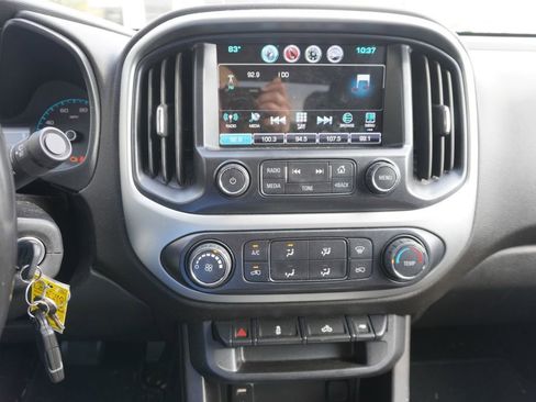 Used 2017 Chevrolet Colorado LT image 8