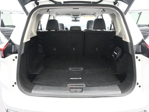 Used 2024 Nissan Rogue SL AWD/4WD image 28