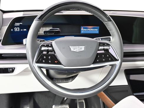 New 2026 Cadillac Vistiq Sport w/ LPO, Floor Liner Package image 12