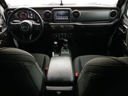 Used 2022 Jeep Wrangler Unlimited Sport AWD/4WD image 17