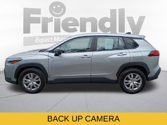Used 2025 Toyota Corolla Cross L AWD/4WD image 8