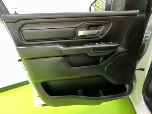 Used 2019 RAM 1500 Tradesman AWD/4WD image 17