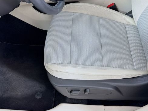 Used 2023 Buick Envision Preferred image 18