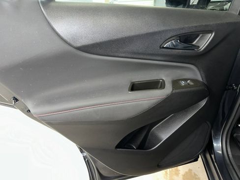 Used 2023 Chevrolet Equinox RS w/ RS Leather Package image 19