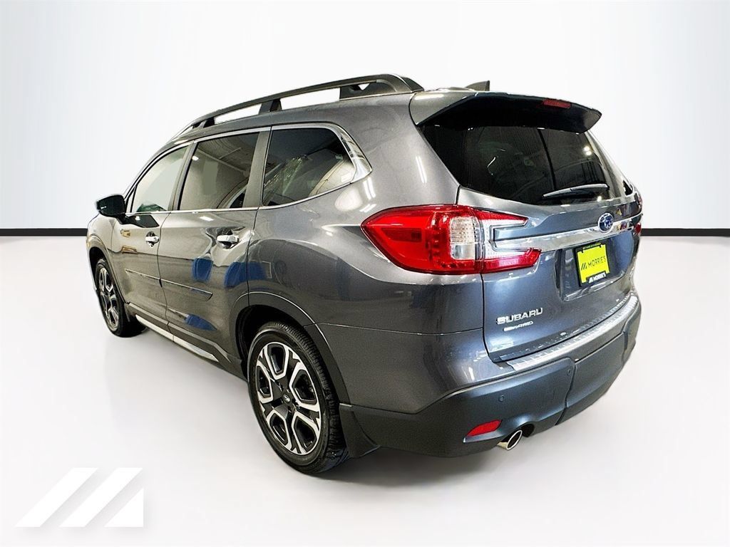 Used 2025 Subaru Ascent Touring AWD/4WD image 7