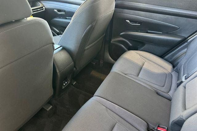 Certified 2026 Hyundai Tucson SE FWD image 12