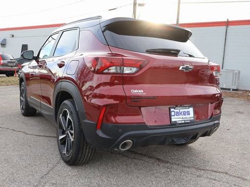 Used 2023 Chevrolet TrailBlazer RS w/ Sun and Liftgate Package image 5