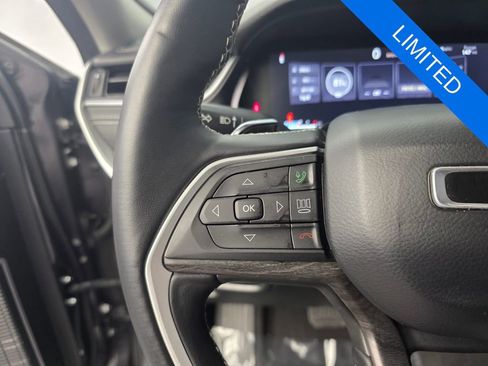 Used 2021 Jeep Grand Cherokee L Limited image 18