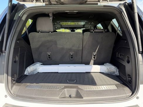 Used 2024 Chevrolet Tahoe High Country image 45