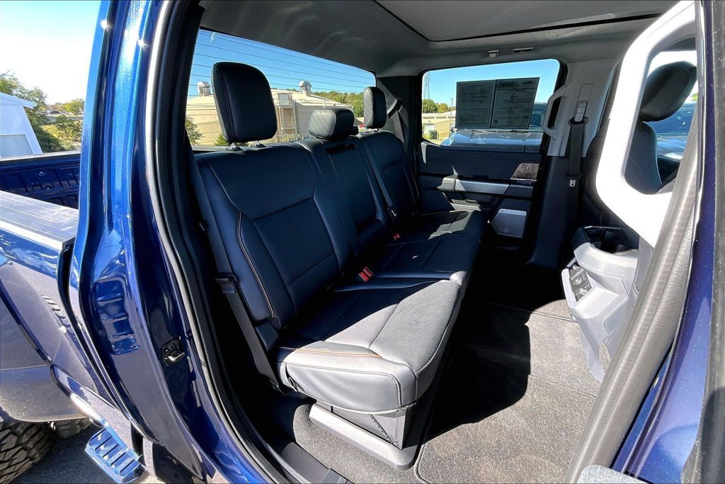Used 2027 Ford F450 Lariat AWD/4WD image 27