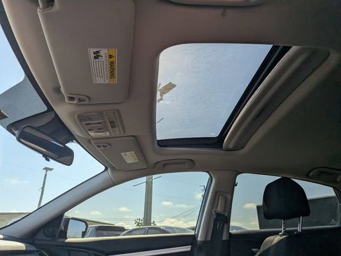 Used 2018 Honda Civic EX-T image 19