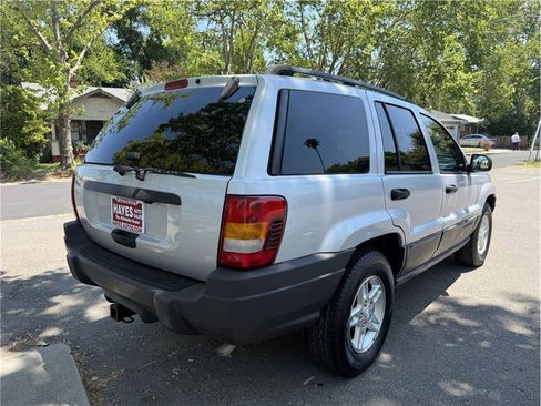 Used 2003 Jeep Grand Cherokee Laredo AWD/4WD image 7