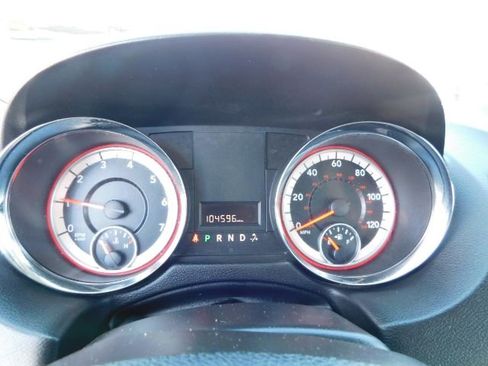 Used 2015 Dodge Grand Caravan American Value Package w/ UConnect Hands-Free Group image 16